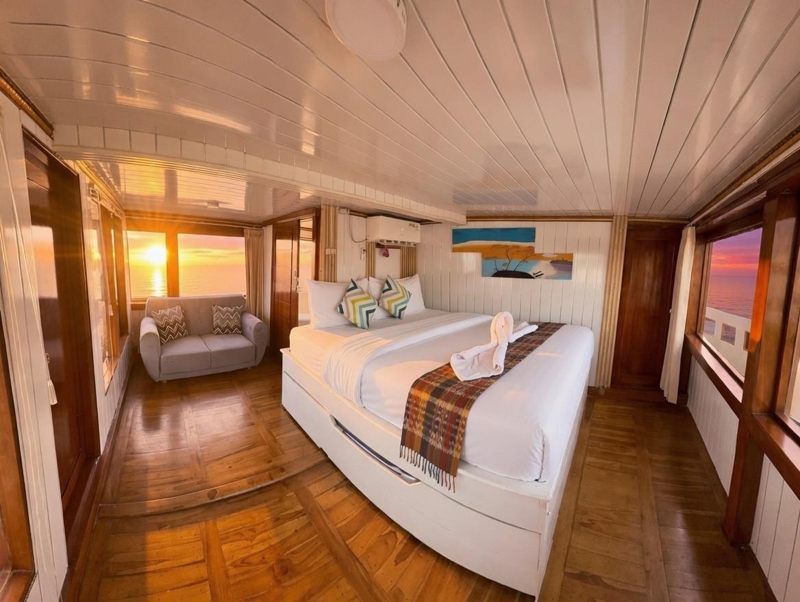 Sumbawa Master Cabin – Princess Nabila Phinisi