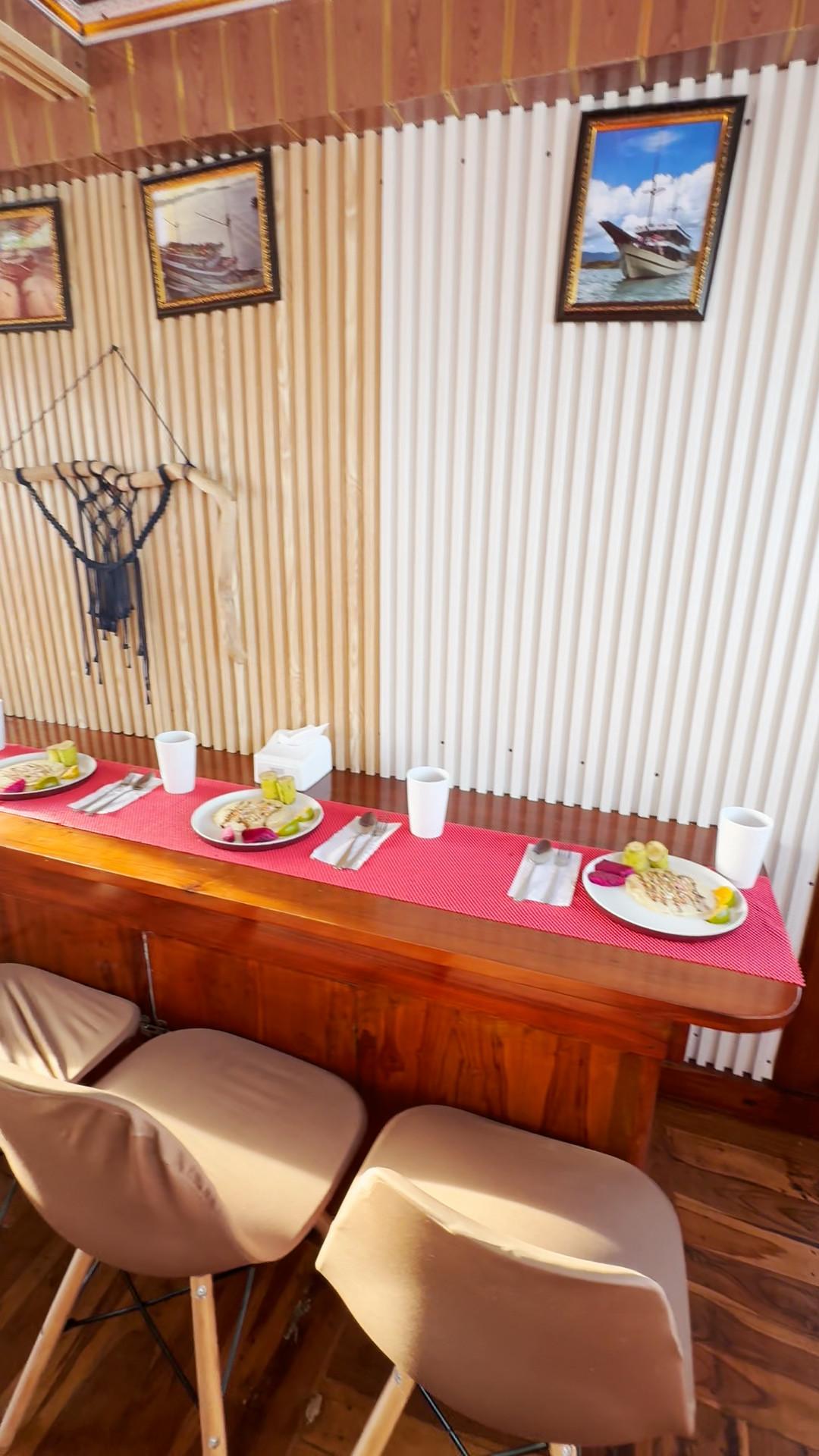Indoor restaurant – Princess Nabila Phinisi