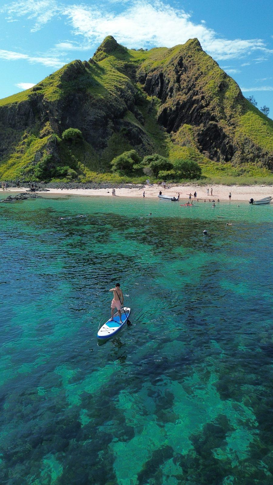 Princess Nabila Phinisi – Kelor Island hill walk: the first stop out of Labuan Bajo