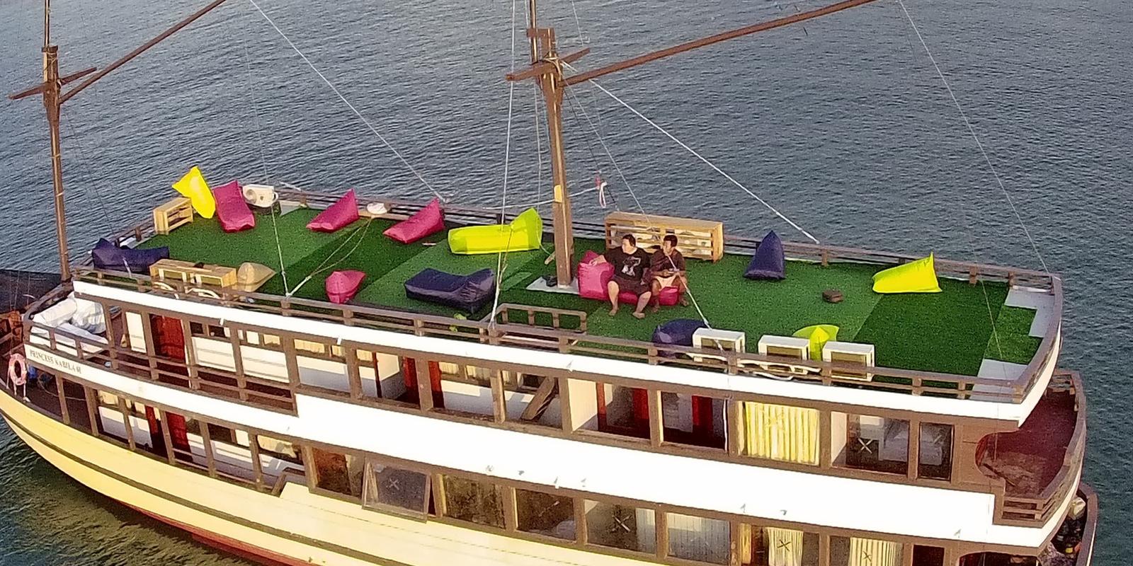 25 guests on one phinisi: the capacity and safety check I ran on Princess Nabila
