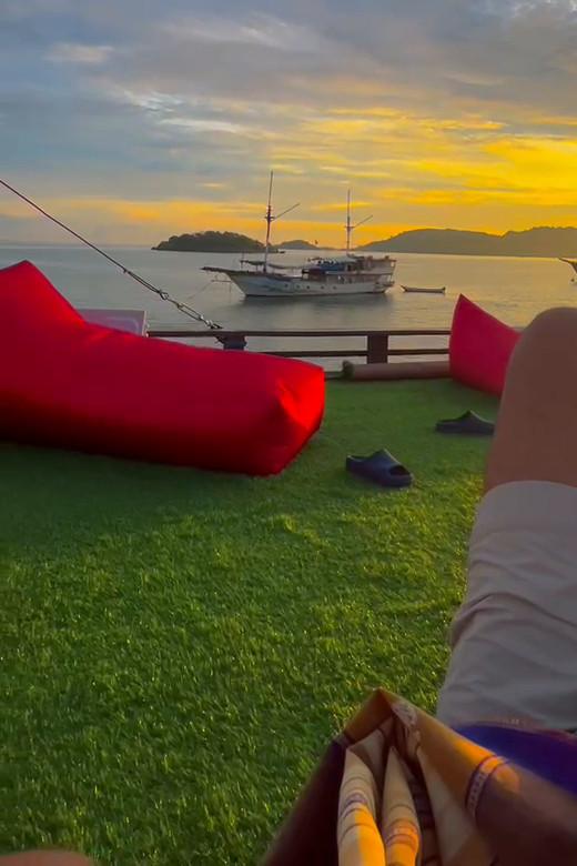 Rooftop sun deck – Princess Nabila Phinisi